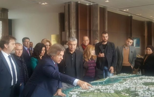 Nevhan Gündüz Dönüşüm Projeleri İle Alakalı Sunumda